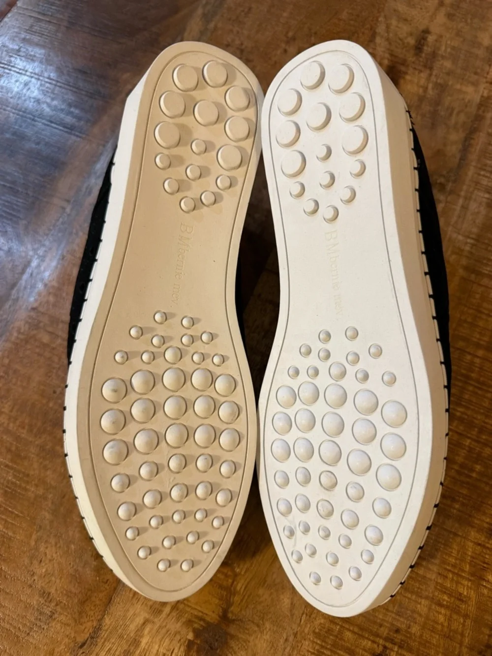 Bernie Mev Women’s TW181 Black Slip-On Sneakers, Size 38